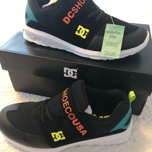 DC youth shoes